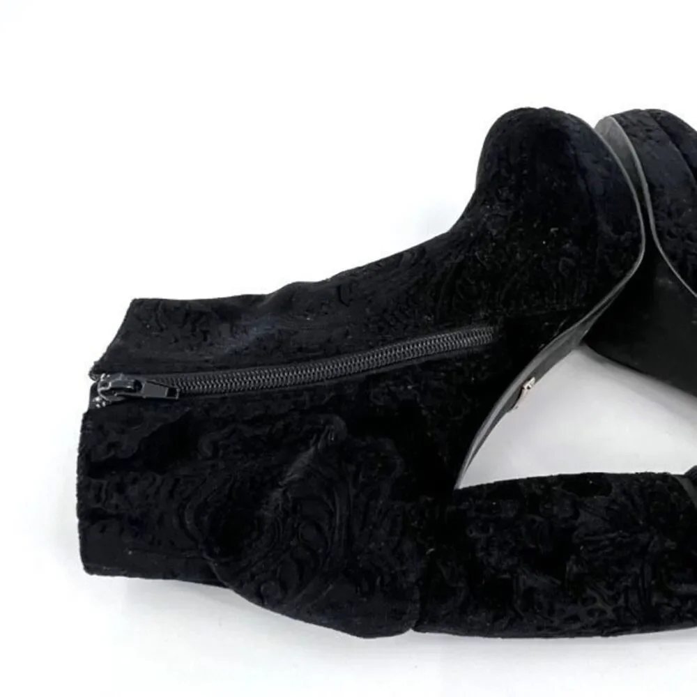 Kensie Black Velvet Floral Emeline Block heel boot bootie size 8.5 Platform Goth